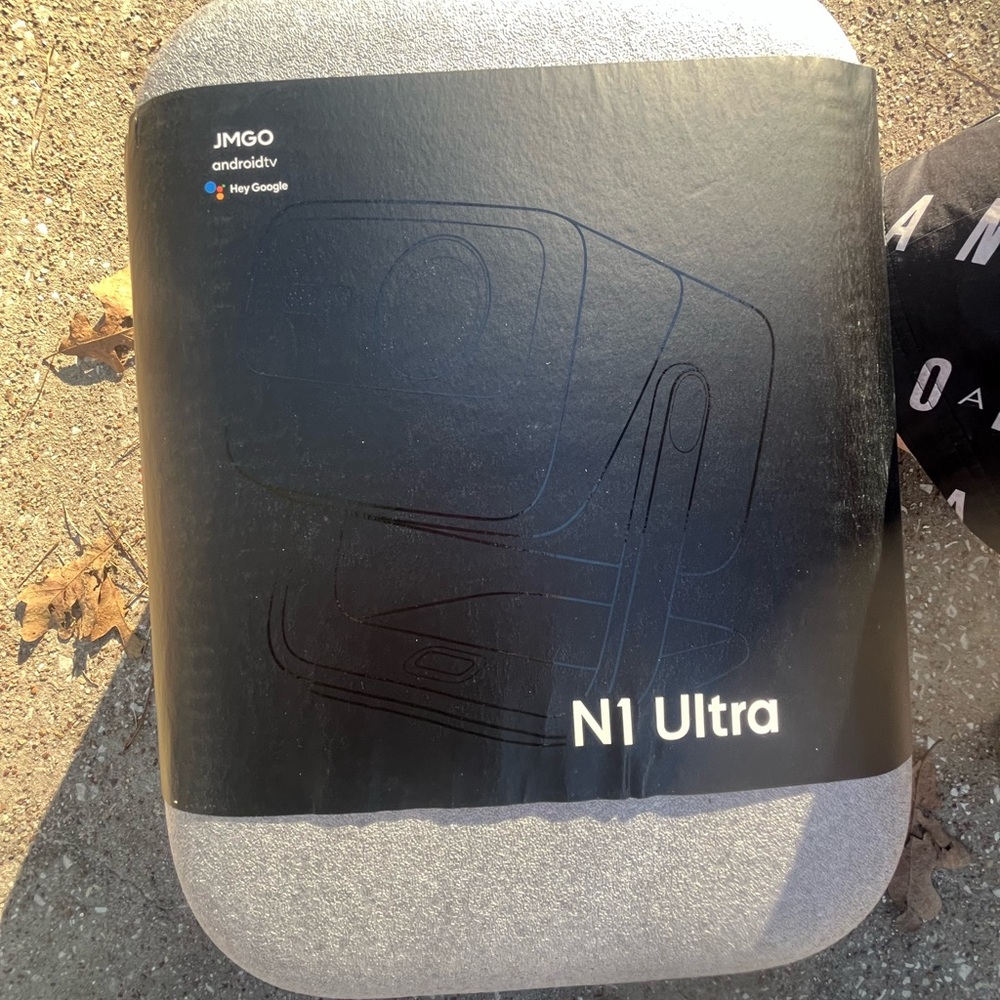 JMGO N1S Ultra projector